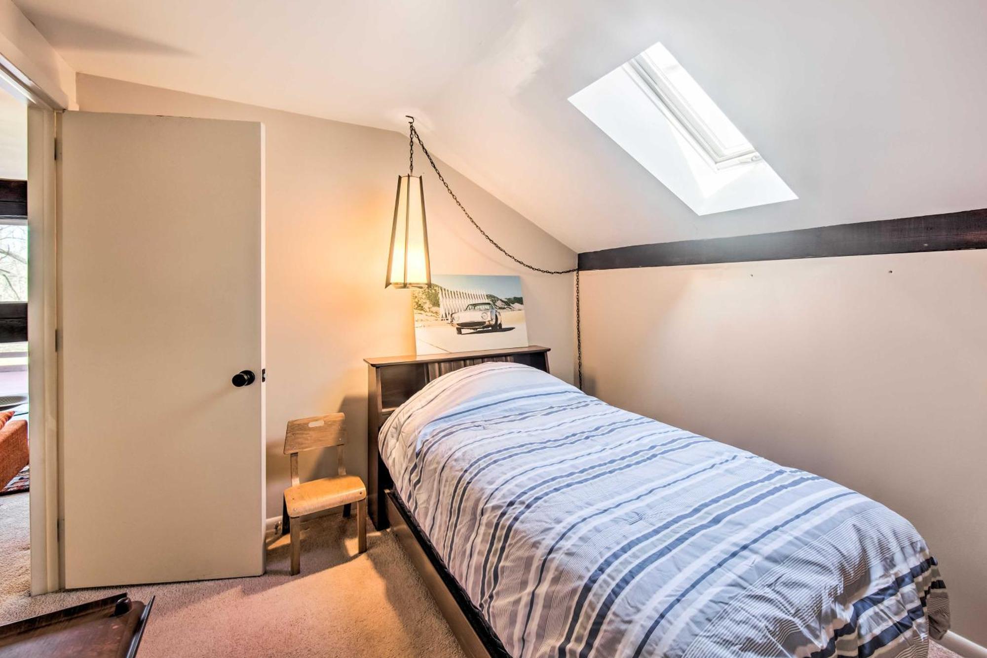 Runningwater Apartment In Lancaster With Deck المظهر الخارجي الصورة