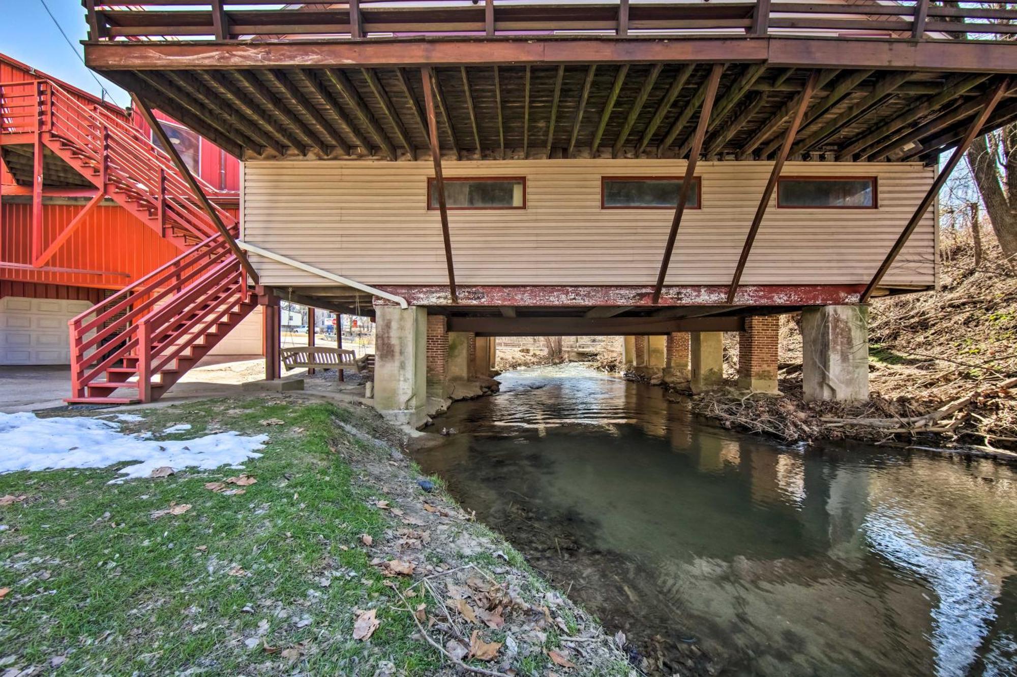 Runningwater Apartment In Lancaster With Deck المظهر الخارجي الصورة
